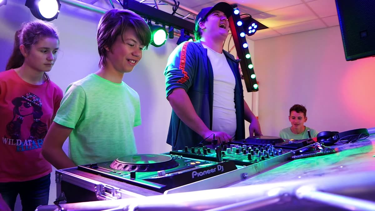 Videostill: Aftermovies SummerBreeze 2020